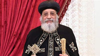 البابا تواضروس يستقبل مجموعة من الأقباط بالمقر البابوي