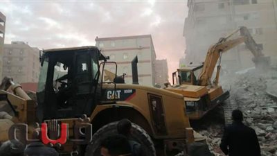 الحماية المدنية تكثف جهودها للبحث عن مفقودي عقار جسر السويس | فيديو