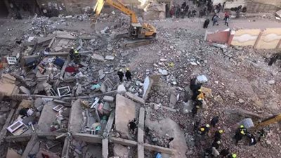 النيابة الإدارية تحقق في انهيار عقار جسر السويس