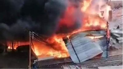 اندلاع حريق هائل بعدد من المحلات بنفق عرابي في الزقازيق