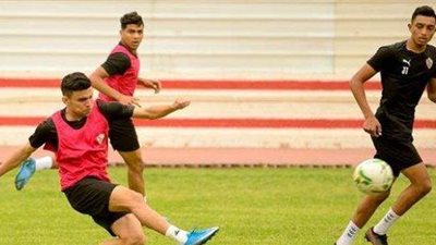تقسيمة بين لاعبي الزمالك بقيادة طاقم تحكيم