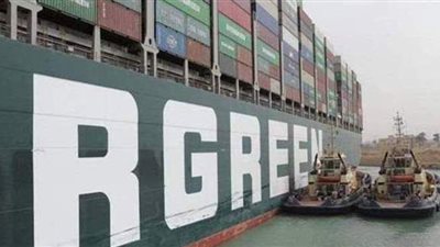 رئيس هيئة قناة السويس يكشف تطورات جديدة في أزمة السفينة الجانحة