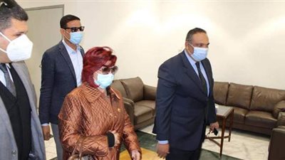 وفد سياحة وطيران النواب يتفقد التوسعات الجديدة بمطار برج العرب