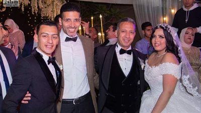 طارق العوضي يحتفل بزفاف ابنته