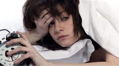 استشاري طب نفسي يوضح طرق التعامل مع اضطراب النوم | فيديو