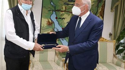 إهداء مفتاح شرم الشيخ لأردني زارها ١٣٠ مرة