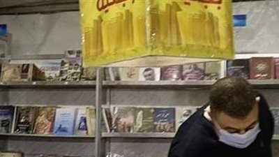 الورقي والـ«بي دي إف».. معركة البقاء على أرض معرض الإسكندرية للكتاب