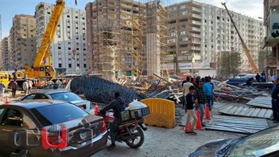زحام مروري في ترسا بعد سقوط عمود كوبري تحت الإنشاء | فيديو