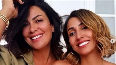 دينا الشربيني برفقة صبا مبارك: هناك أصدقاء أصبحوا عائلة