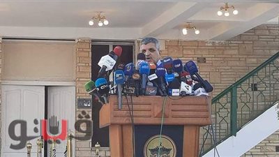 أسامة ربيع يكشف تفاصيل عملية تعويم السفينة الجانحة بالقناة: الأحوال الجوية ليست المسئول الوحيد.. ولدينا خطط بديلة لحل الأزمة