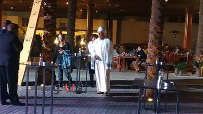 محمود حميدة بالجلباب والشال في ثالث أيام مهرجان الأقصر للسينما | صور