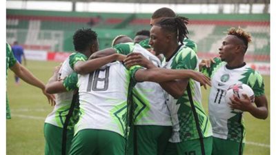 قبل أن تلعب.. نيجيريا تتأهل لكأس الأمم الأفريقية