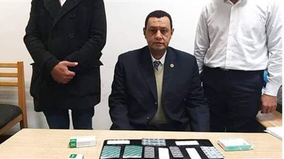 ضبط أقراص مخدرة بحوزة راكب بمطار برج العرب