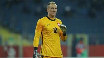 إصابة حارس بولندا بـ كورونا قبل مواجهة إنجلترا بتصفيات المونديال