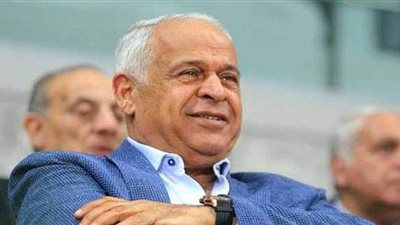 فرج عامر يفاجئ «بائعة خضار» بضم نجلها لنادي سموحة