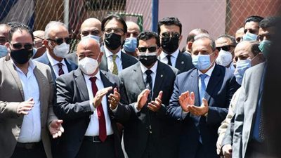 وزير الرياضة يتفقد نادي ومركز شباب البداري في أسيوط