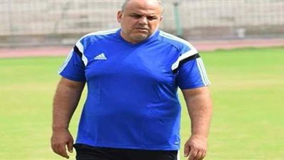 أيمن طاهر يكشف سببب استبدال محمد الشناوي أمام جزر القمر