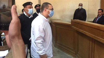 محامي المتهم بالتحرش بطفلة المعادي يطالب بإيداعه مصحة نفسية.. والمحكمة: المتهم عاقل