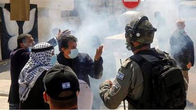 قوات الاحتلال تطلق الرصاص والغاز على مسيرات يوم الأرض بفلسطين | صور