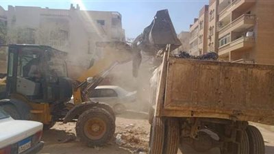 بالأرقام..  جهود الجيزة في رفع المخلفات بالهرم|صور
