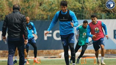 الدوليون ينتظمون في تدريبات بيراميدز| صور