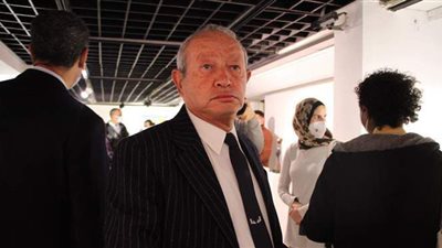 نجيب ساويرس في افتتاح معرض جوائز فاروق حسني| صور