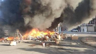 صراخ وانهيار.. مشاهد مأسوية تجسدت بحريق باكية لفوانيس رمضان بالإسكندرية