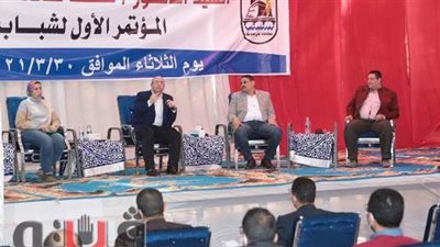 محافظ بني سويف يشيد بتعامل الإعلام في أزمة السفينة الجانحة