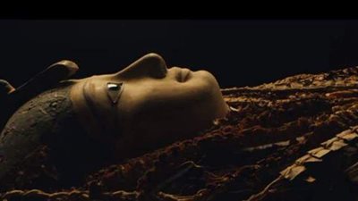 مصر تبهر العالم.. فيلم دعائي لموكب نقل المومياوات بصوت حسين فهمي وآسر ياسين وأمينة خليل