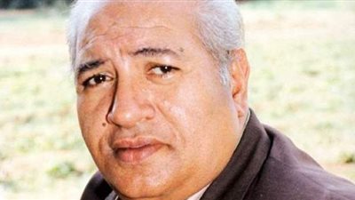 في ذكرى رحيل سيد عبد الكريم.. قصة أستاذ الجامعة من التدريس إلى معلم الدراما المصرية