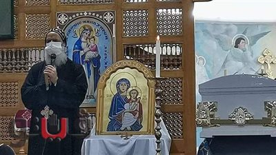 الأنبا بيمن يترأس صلوات تجنيز الايبذياكون بكنيسة العذراء في قوص