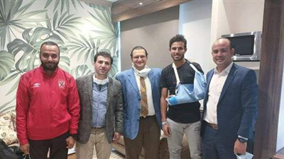 حمدي فتحي يجرى جراحة في الساعد ويغيب 10 أسابيع عن الأهلي