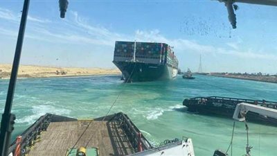 وفد برلماني يزور قناة السويس لبحث سبل دعم الهيئة