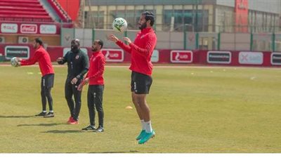 أبطال إفريقيا | الأهلي يختتم تدريباته بالقاهرة قبل السفر لمواجهة المريخ