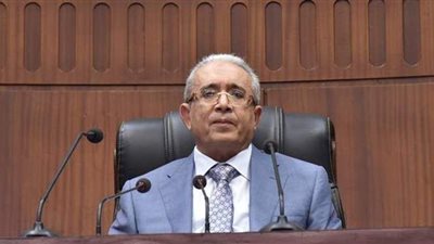 وكيل لجنة الخطة بالبرلمان: الموازنة الجديدة تستهدف الموظفين وأصحاب المعاشات والفئات الأكثر احتياجا.. وتمنح مزايا للعاملين بالصحة والتعليم (حوار)