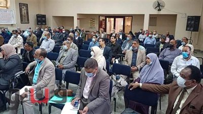 ورشة عمل دورية للتوجيه المالي والإداري بتعليم قنا