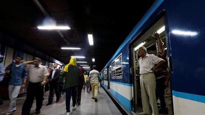عودة الحركة على الخط الأول بالمترو لطبيعتها بعد تعطلها