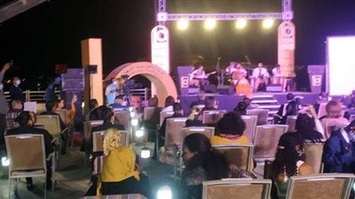 الفرقة السودانية تحيي حفل ختام مهرجان الأقصر في دورته العاشرة