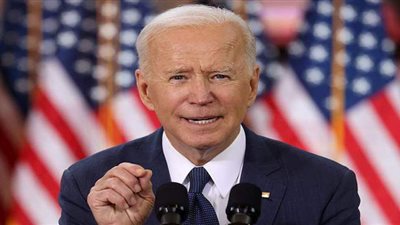 بأرقام خيالية.. بايدن يعلن عن أكبر استثمار أمريكي بالوظائف منذ الحرب العالمية الثانية