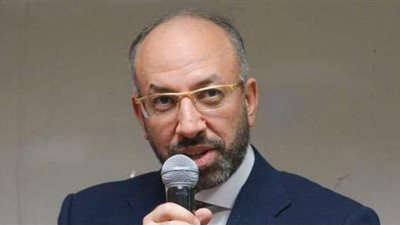 حسام المندوه: مصر تمضي قدما لتكون رائدة في صناعة الدواء بمنطقة الشرق الأوسط