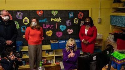 تفاصيل عودة زوجة بايدن لوظيفتها القديمة