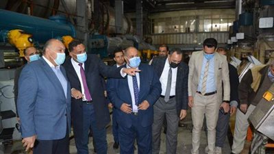 محافظ الدقهلية يشيد بشركة السكر في بلقاس