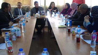 رئيس حي جنوب الجيزة يناقش مشاكل بعض المناطق مع النواب | صور