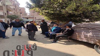 معاينة عقار «أبو حماد» المائل بالشرقية.. والتقرير النهائي خلال أيام |صور