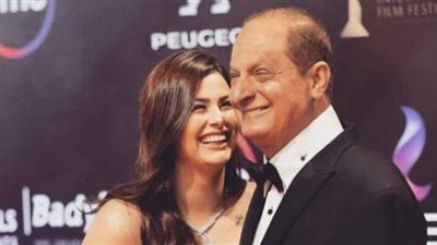 أول تعليق من هنادي مهنا بعد إصابة والدها بفيروس كورونا | صور