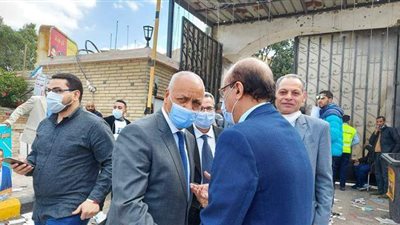 مصطفى بكري يسجل فى عمومية الصحفيين وإقبال كثيف