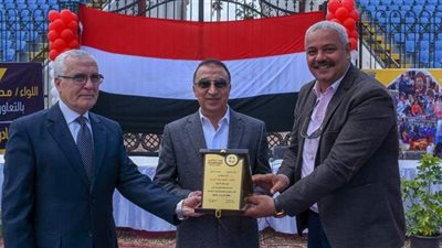 محافظ الإسكندرية يشهد مبادرة 