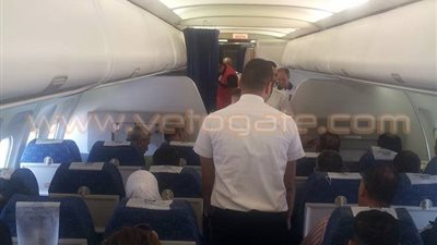 بالصور.. تأخر إقلاع طائرة الأهلي نصف ساعة من تونس