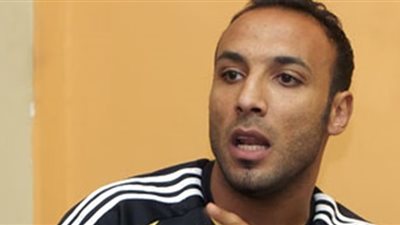 «قائد الزمالك السابق» يدرس اعتزال كرة القدم