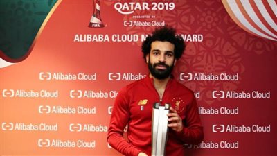 حارس ليفربول : صلاح يقدم أداء رائعا ويستحق الكرة الذهبية